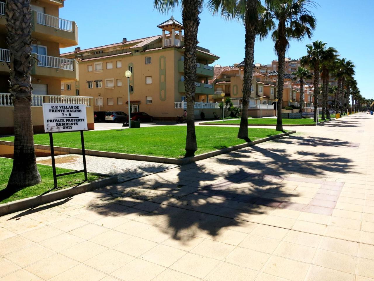 Rentyplus 251 Villa Frente Marino La Manga del Mar Menor Exterior foto
